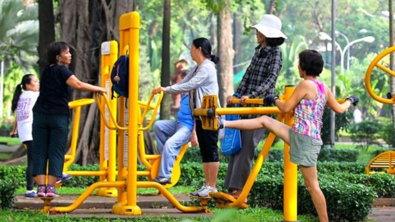 6 bài tập thể dục đơn giản, dễ thực hiện, tốt cho người bị loãng xương