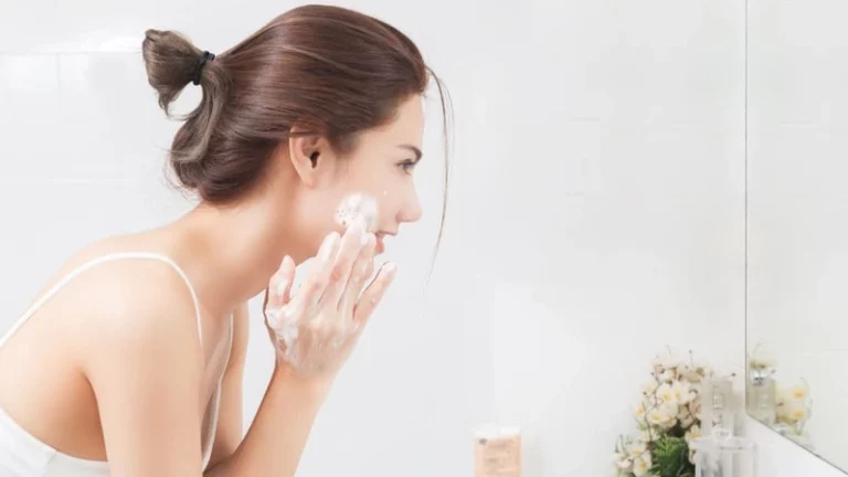Bật mí cách chăm sóc da đúng cách sau vi kim tảo biển - Nhà thuốc ...