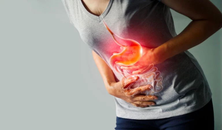Giải đáp: Uống nước nghệ tươi đun sôi có tác dụng gì?