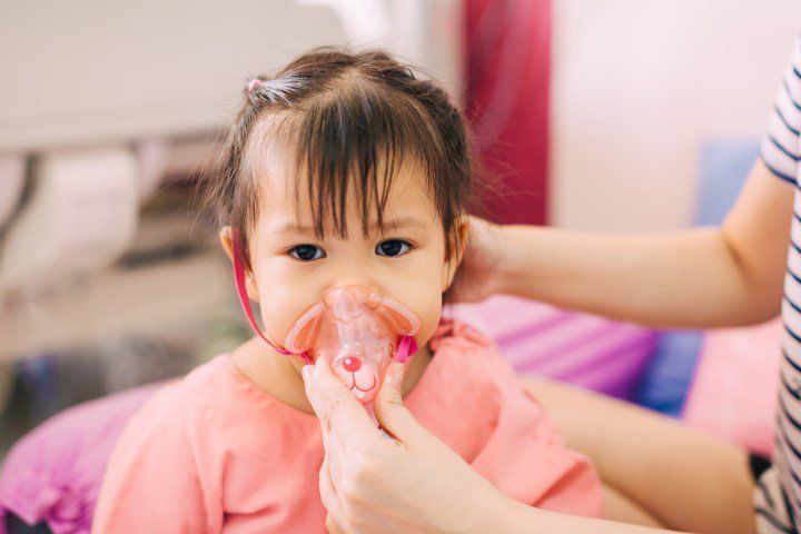 How to recognize pneumonia early in children | Vinmec