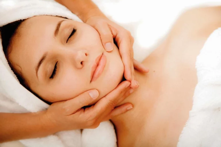 Mách mẹ bỉm 7 cách làm đẹp da mặt hiệu quả sau sinh - Nhà thuốc ...