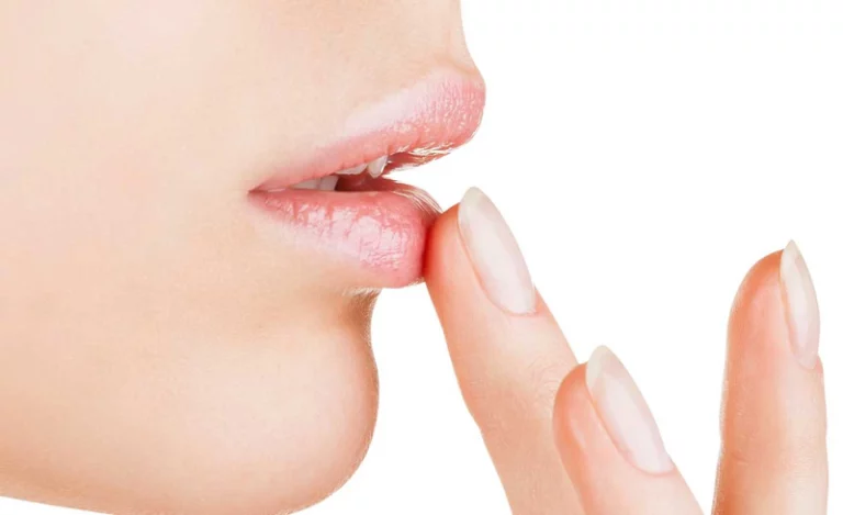 Hướng dẫn chăm sóc môi sau khi phun môi collagen? Phun môi ...
